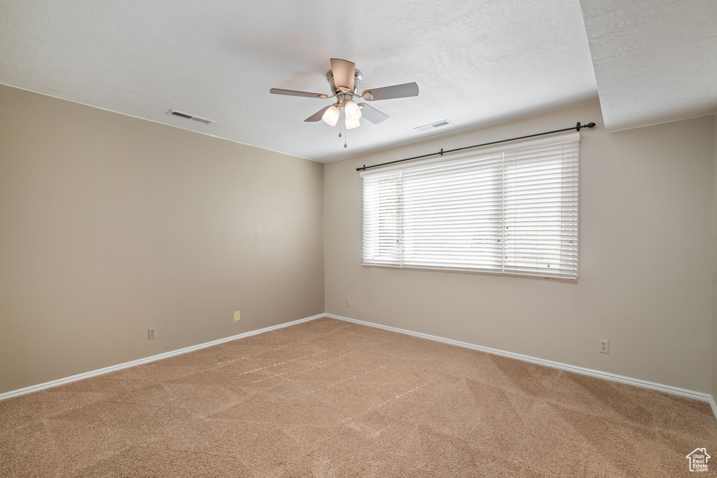 Photo 10 for MLS #2114438 at 275 S Valley Dr #J111