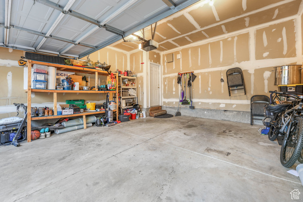 3422 BRIAR DR West Jordan, UT 84084