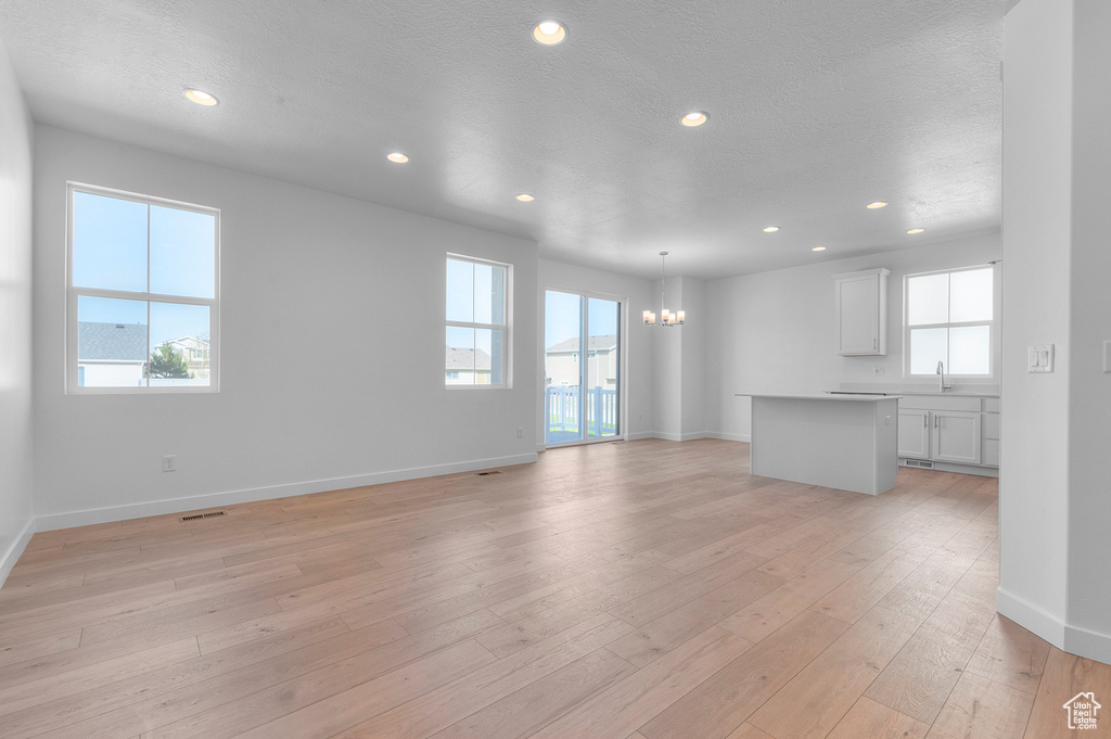 Photo 9 for MLS #2114463 at 2582 S Sinbad Way