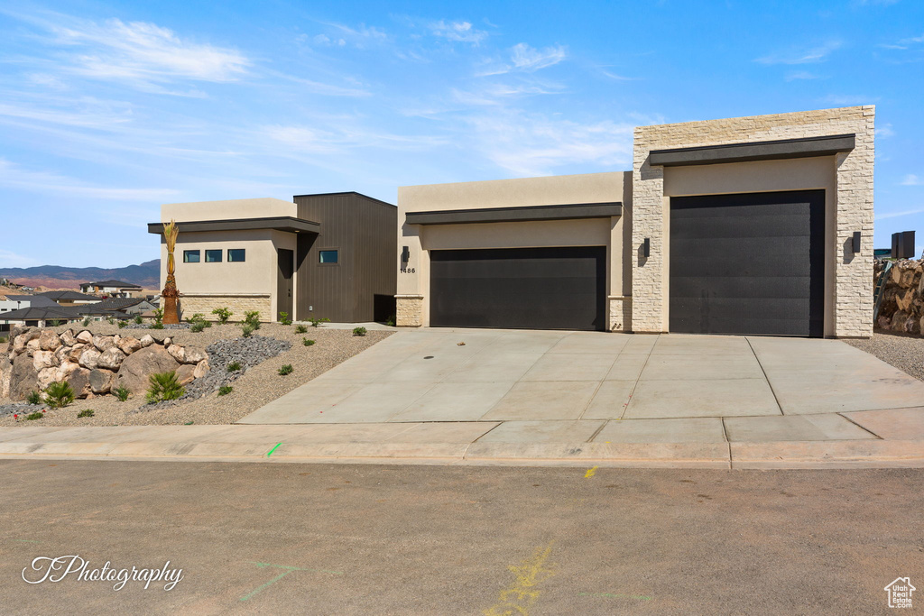 Photo 2 for MLS #2114465 at 1486 W 840 South
