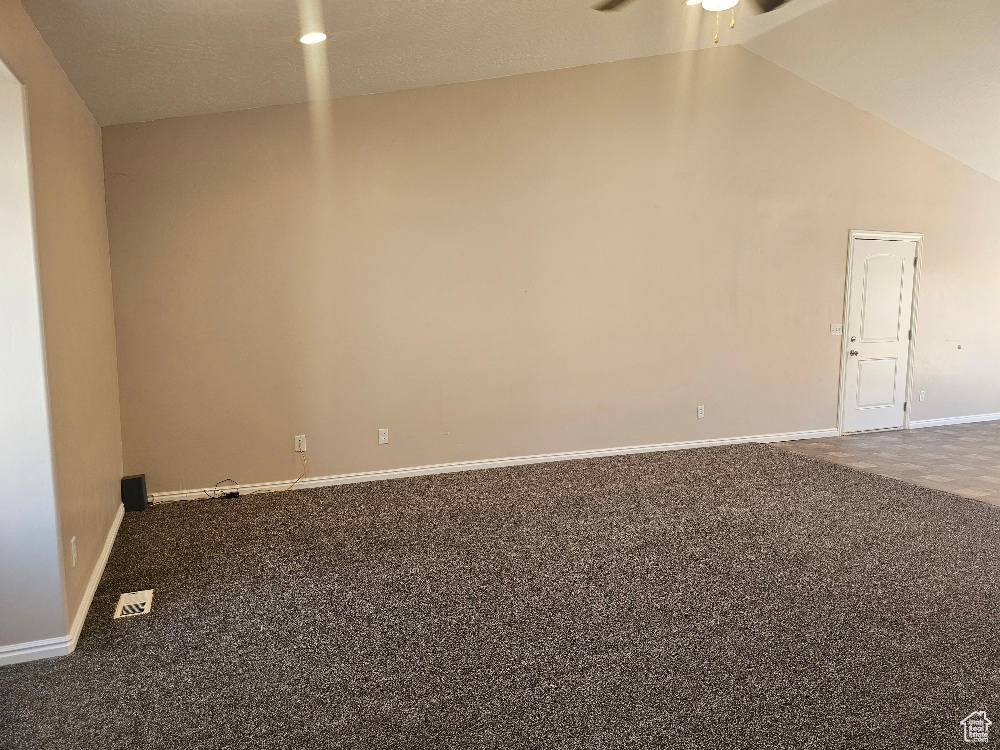 689 N 4250 W Maeser, UT 84078