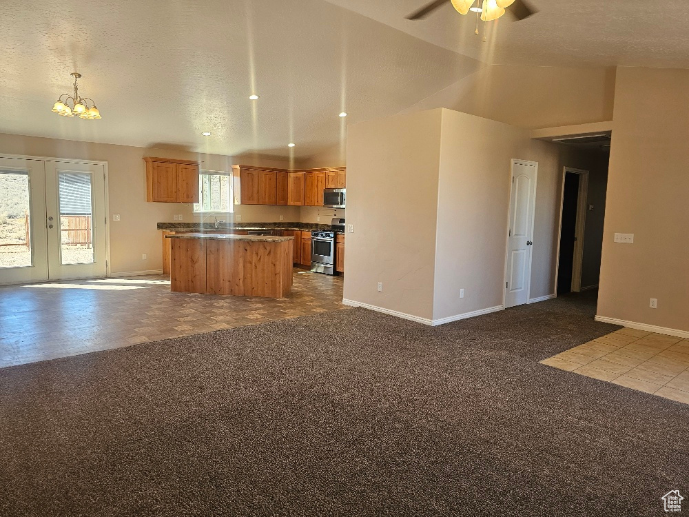 689 N 4250 W Maeser, UT 84078