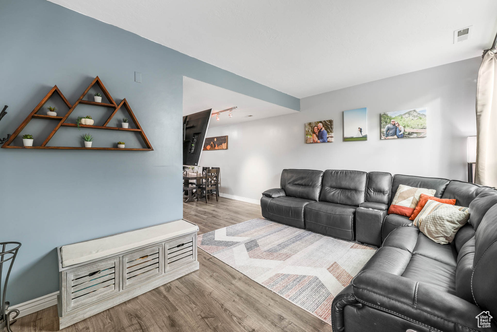 761 E GABLES LN Midvale, UT 84047