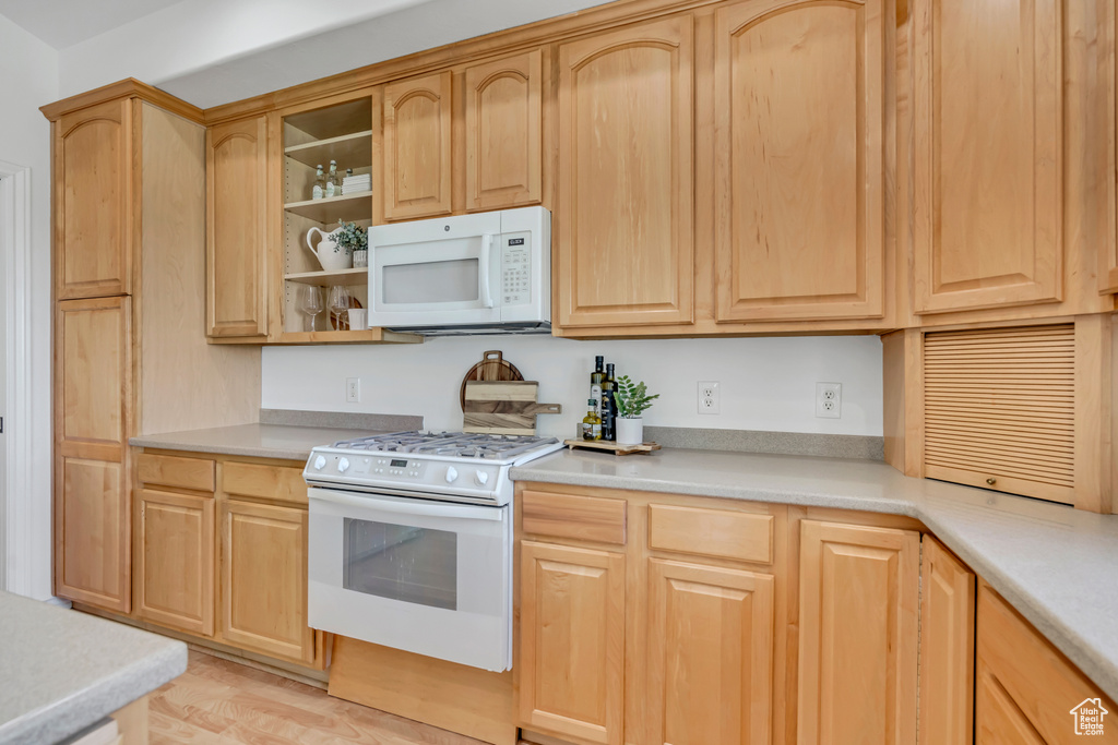 Photo 15 for MLS #2114473 at 2059 E Bear Ridge Cv