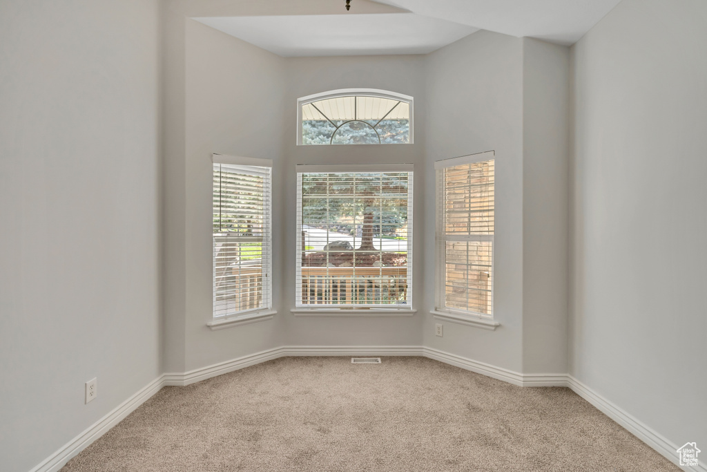 Photo 30 for MLS #2114473 at 2059 E Bear Ridge Cv