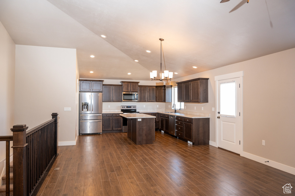 214 W WILLIAMS LN Grantsville, UT 84029