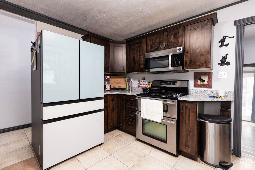 Photo 7 for MLS #2114484 at 290 N 200 East