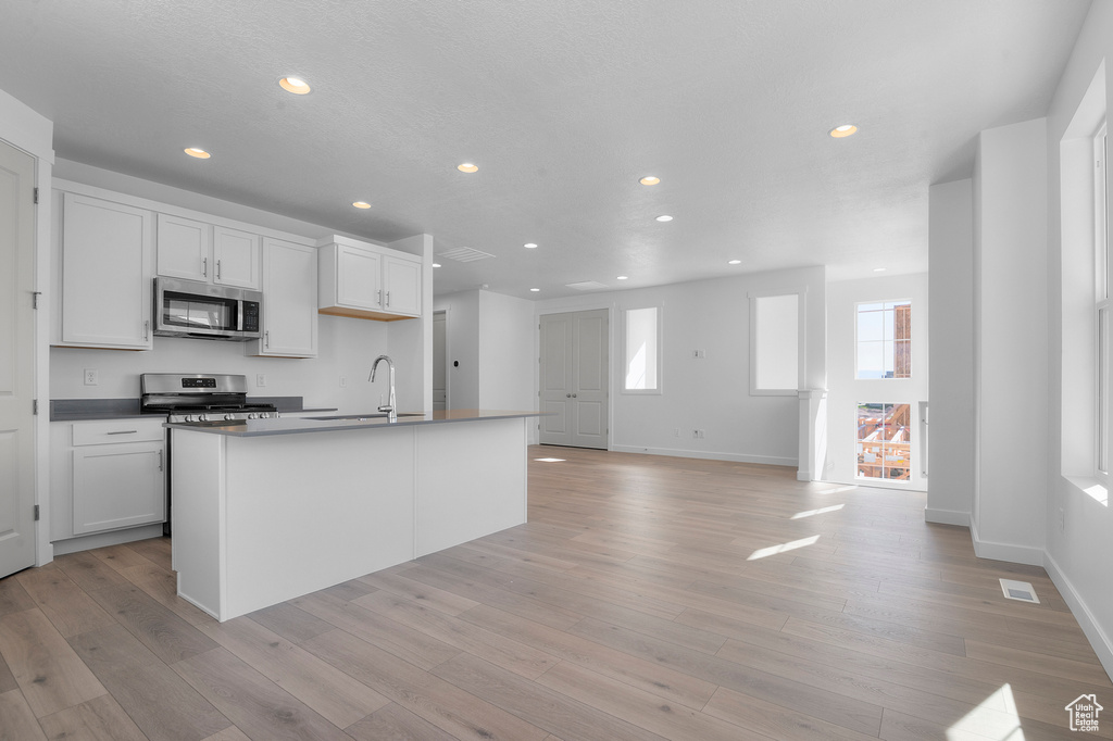 1594 N 3225 W Provo, UT 84601