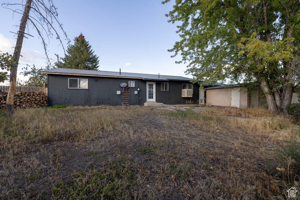 Photo 11 for MLS #2114491 at 1324 E 4000 South
