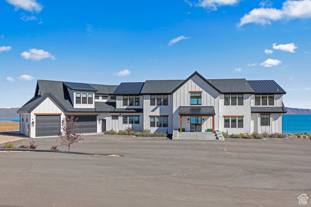 Photo 2 for MLS #2114505 at 158 Cabin Hollow Rd