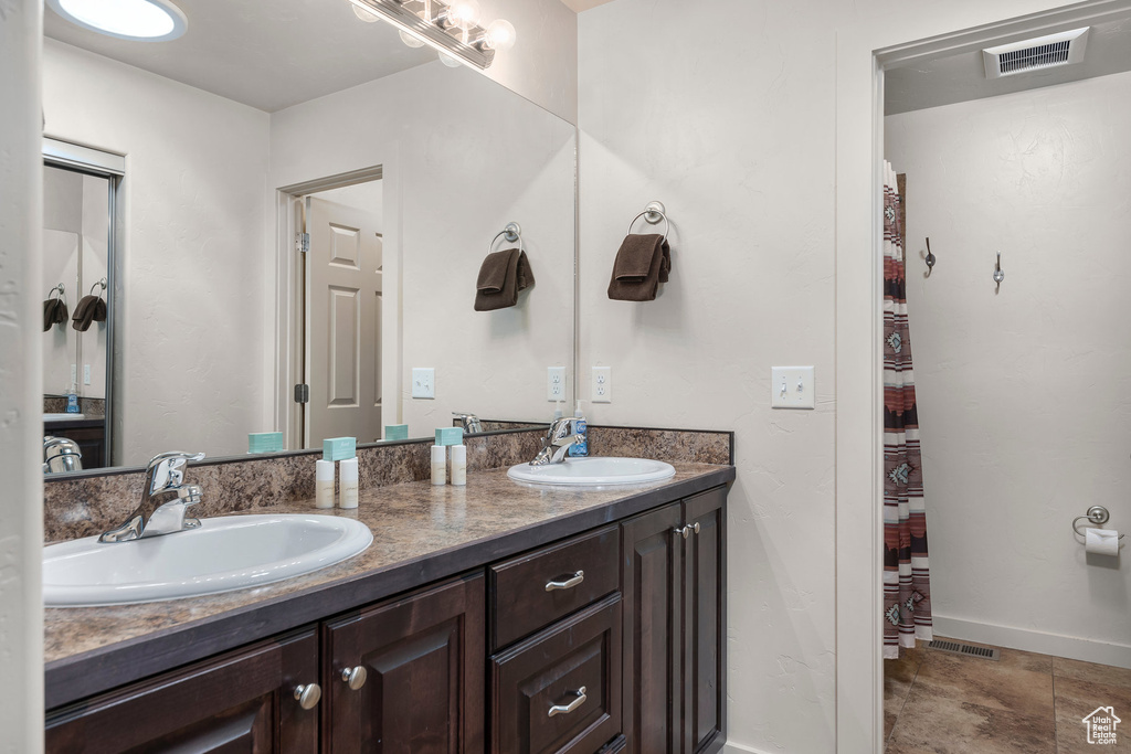 Photo 9 for MLS #2114510 at 3853 S Red Valley Cir #11-A3