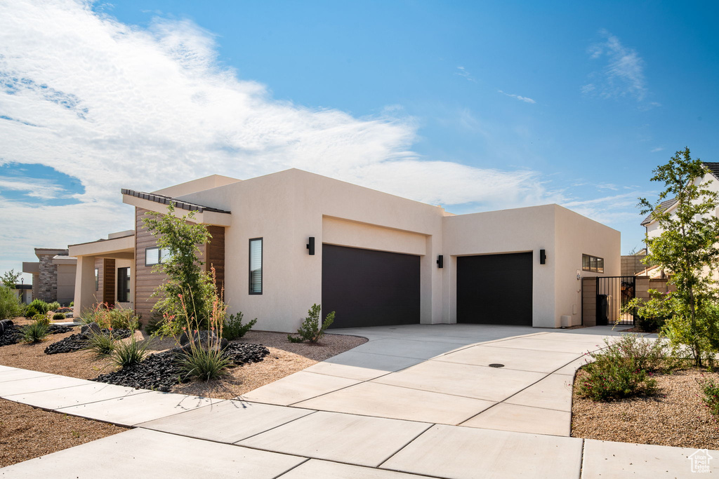 899 W BRONZE PLATEAU DR St George, UT 84790