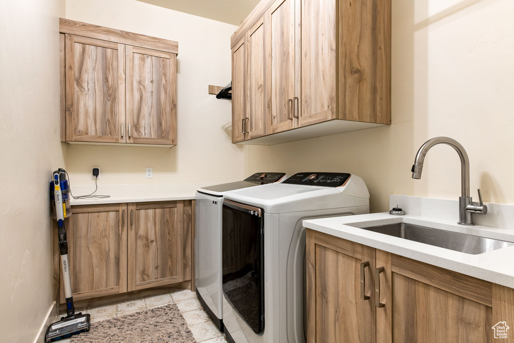 899 W BRONZE PLATEAU DR St George, UT 84790
