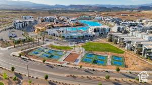 899 W BRONZE PLATEAU DR St George, UT 84790