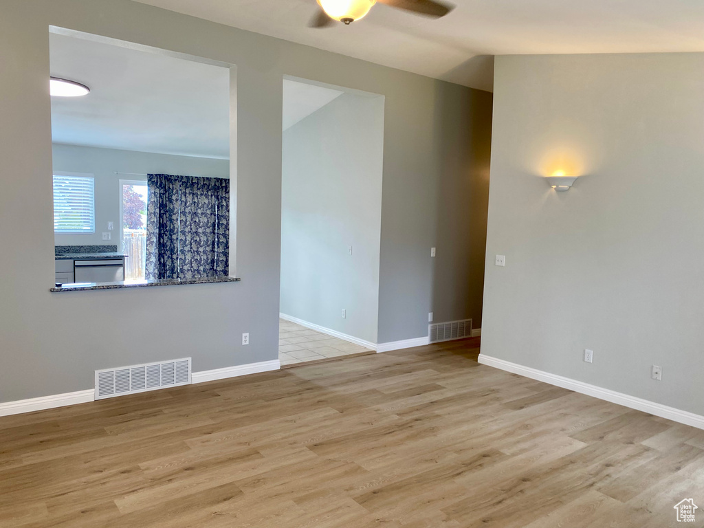 Photo 4 for MLS #2114526 at 539 N 780 East