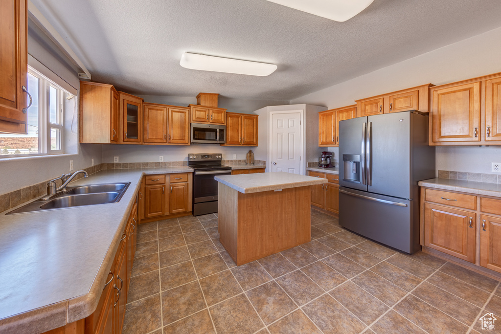Photo 11 for MLS #2114536 at 33 Merriam Ct