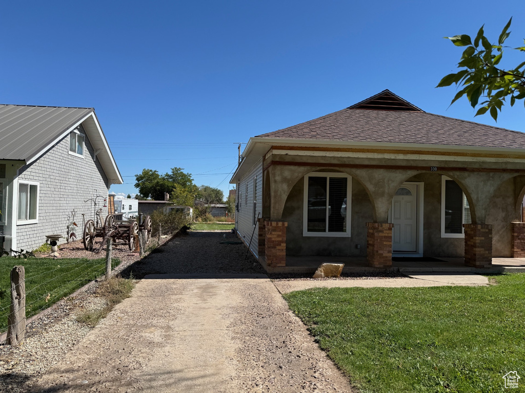 Photo 4 for MLS #2114537 at 330 N State St