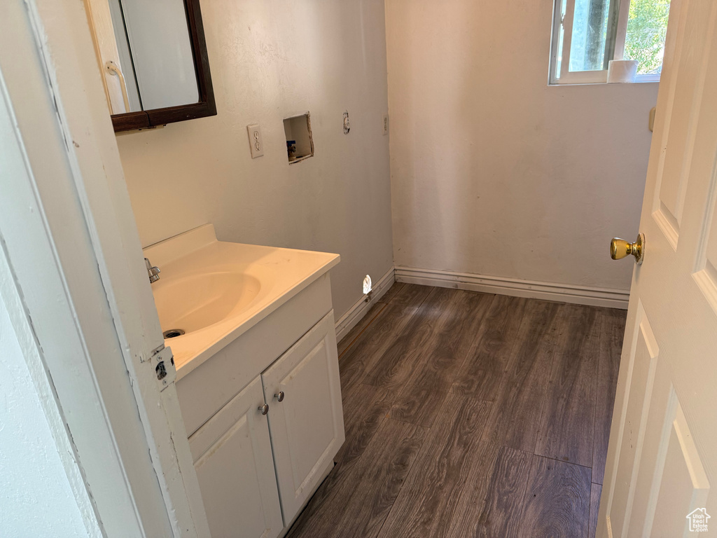140 S 600 E Wellington, UT 84542