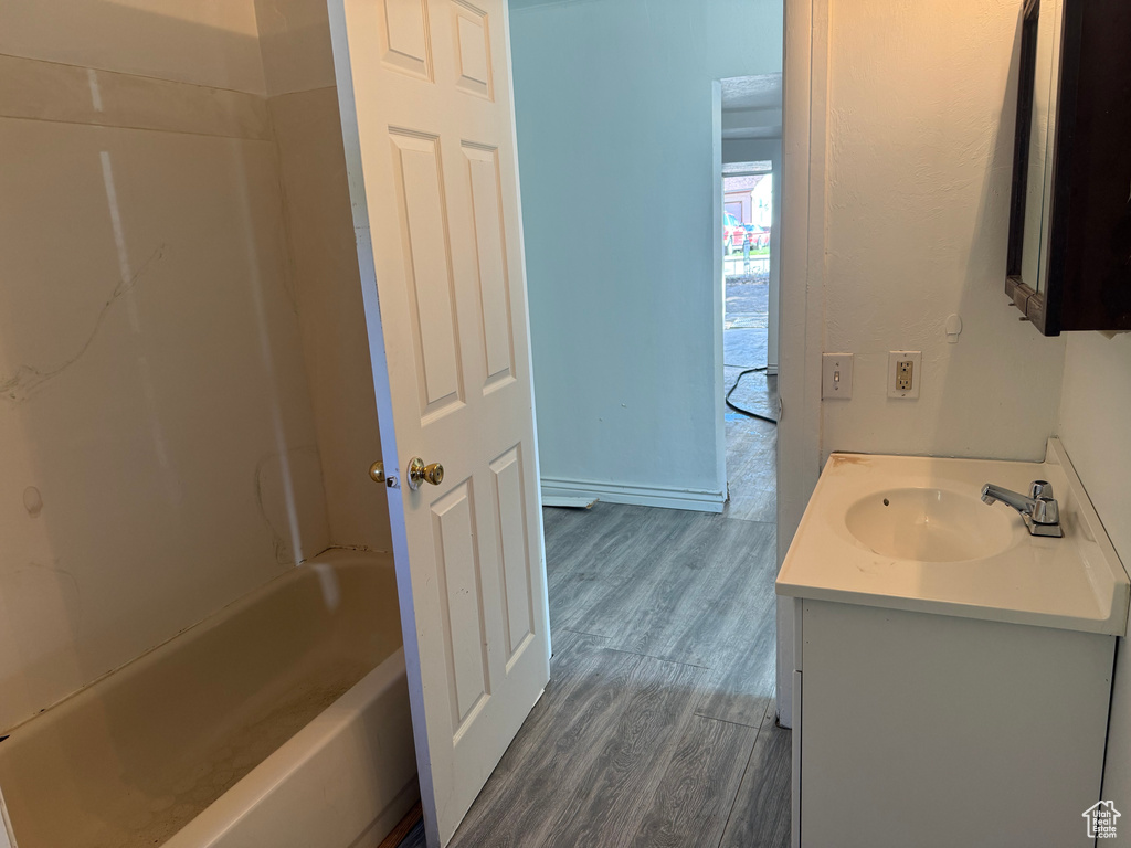 140 S 600 E Wellington, UT 84542