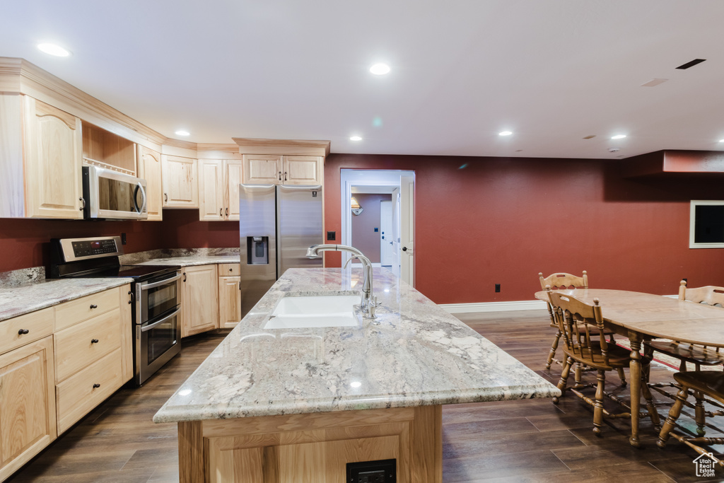 9078 N RENAISSANCE DR Cedar Hills, UT 84062