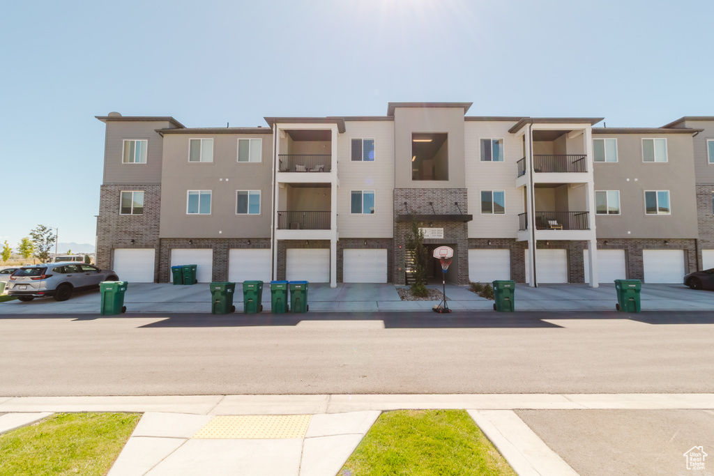 3364 W HARDMAN WAY #J202 Lehi, UT 84043