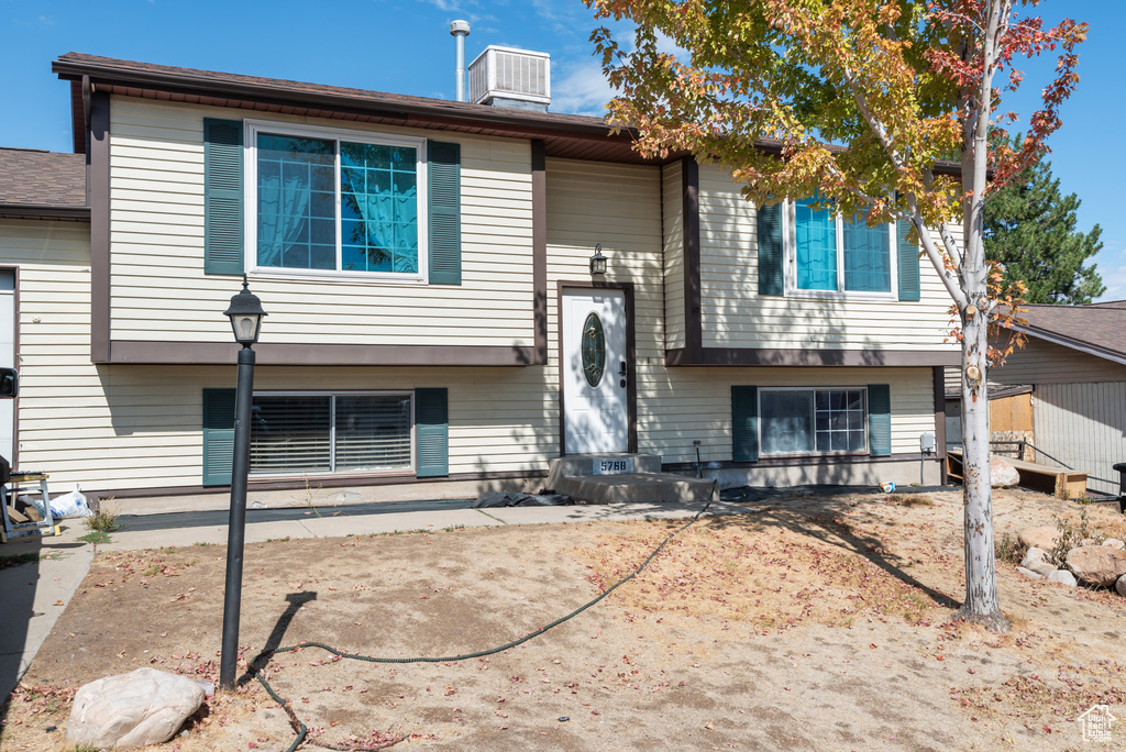5768 W LODESTONE AVE Kearns, UT 84118