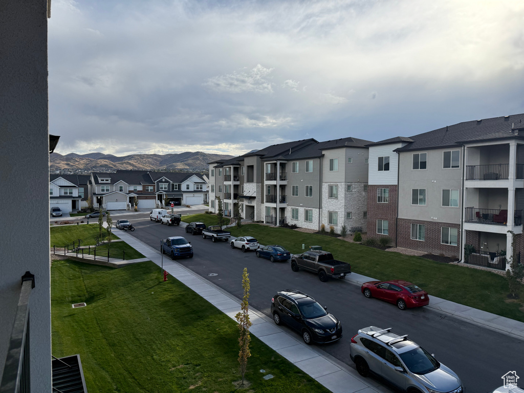 13526 S POOLE DR #301 Riverton, UT 84096