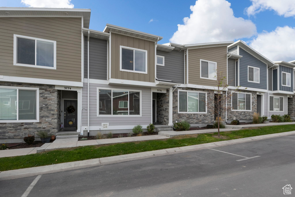 3776 W SOFT WHISPER WAY Herriman, UT 84096