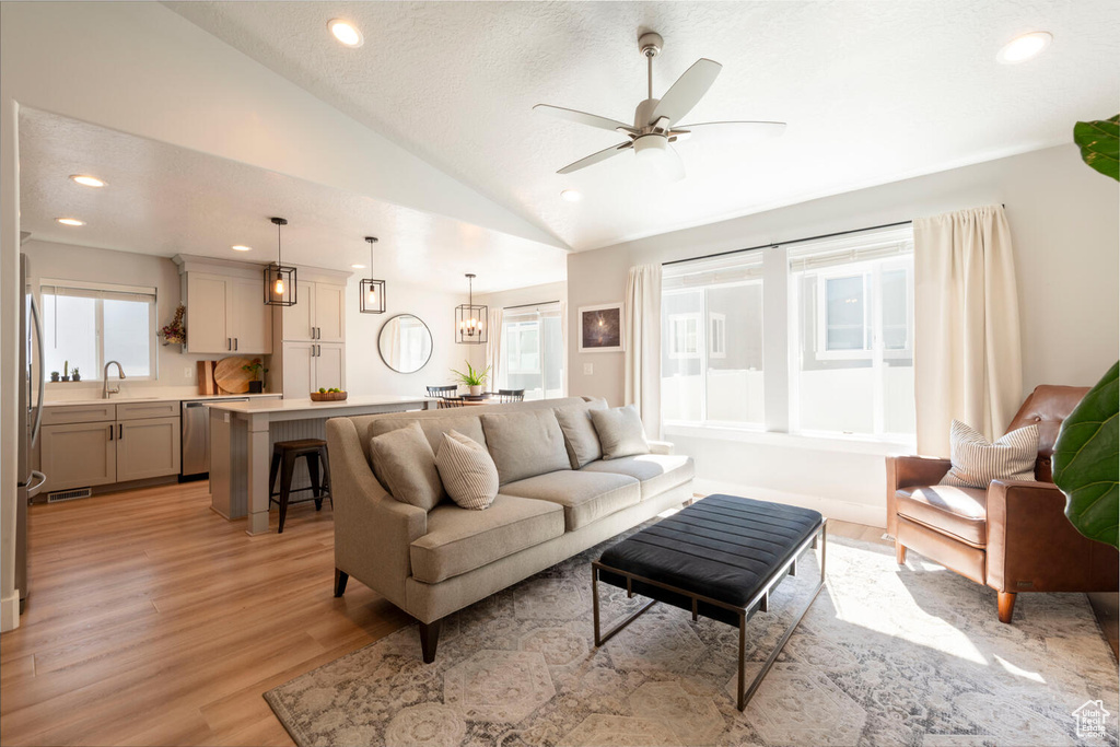 4037 W 1730 N Lehi, UT 84048