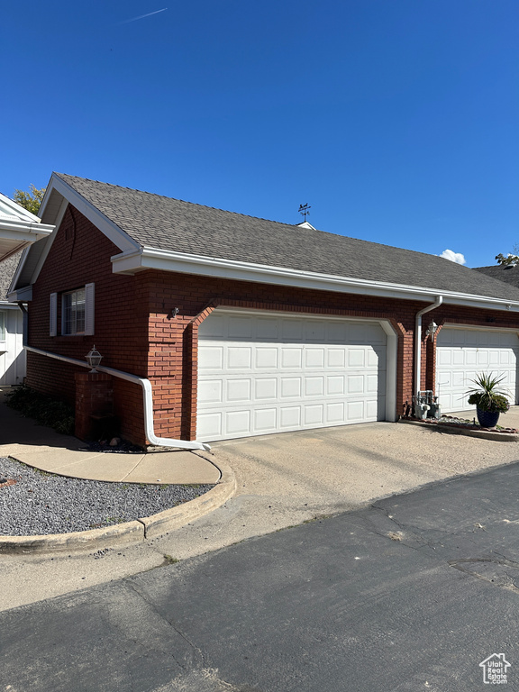 5488 S 250 E Washington Terrace, UT 84405