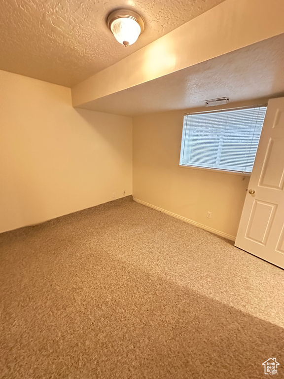 5488 S 250 E Washington Terrace, UT 84405