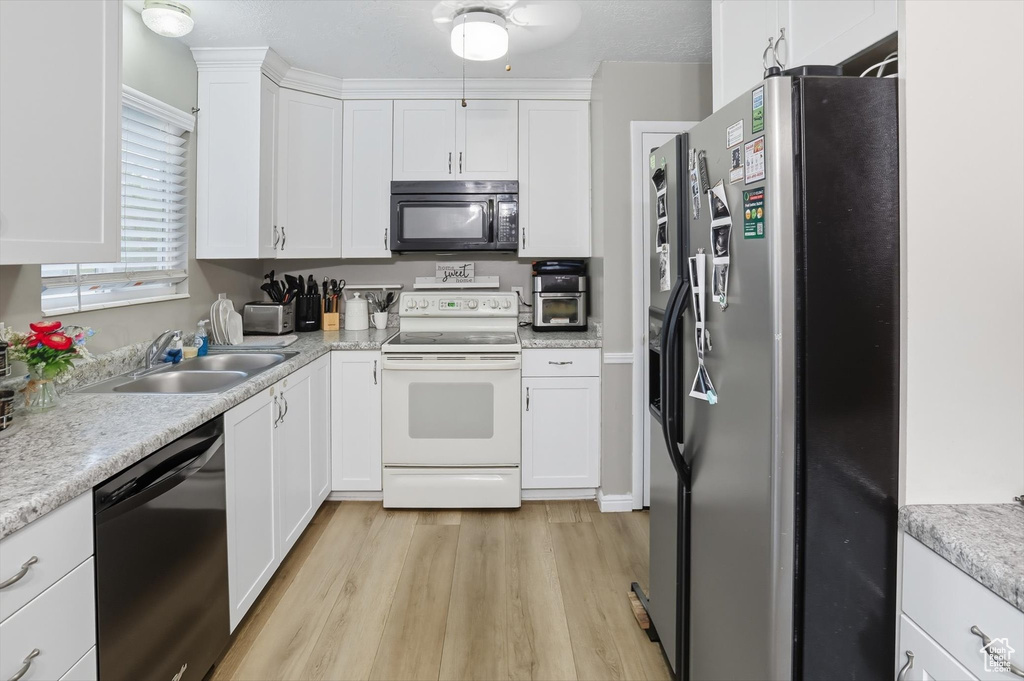 Photo 11 for MLS #2114587 at 690 Barlow St