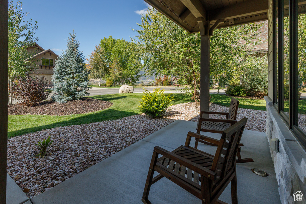 Photo 31 for MLS #2114591 at 5937 E Big Horn Pkwy
