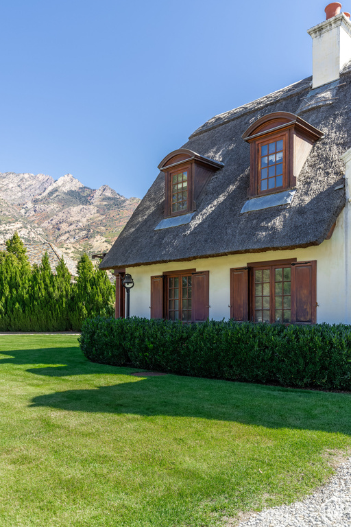 2621 E PROVIDENCE CT Holladay, UT 84121