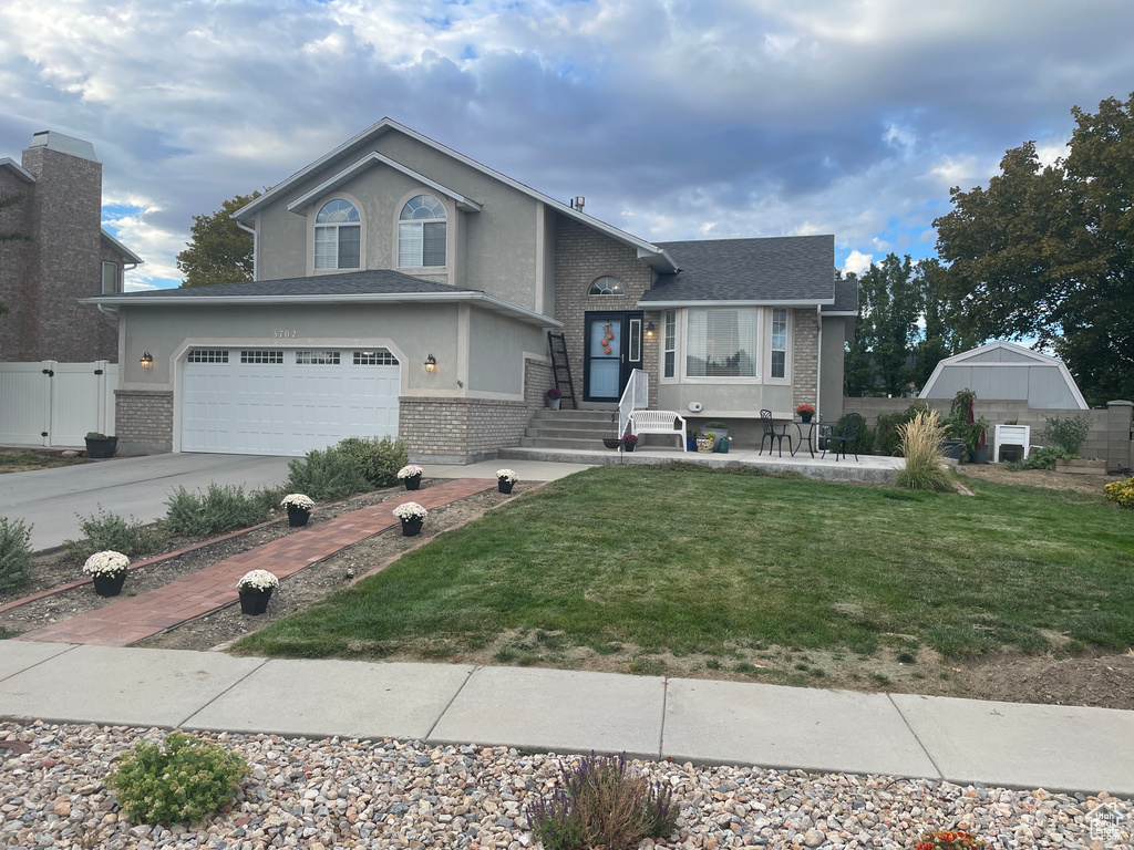 3702 W ANGUS DR South Jordan, UT 84095