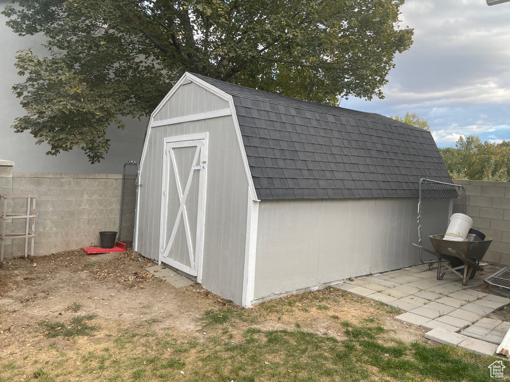 3702 W ANGUS DR South Jordan, UT 84095