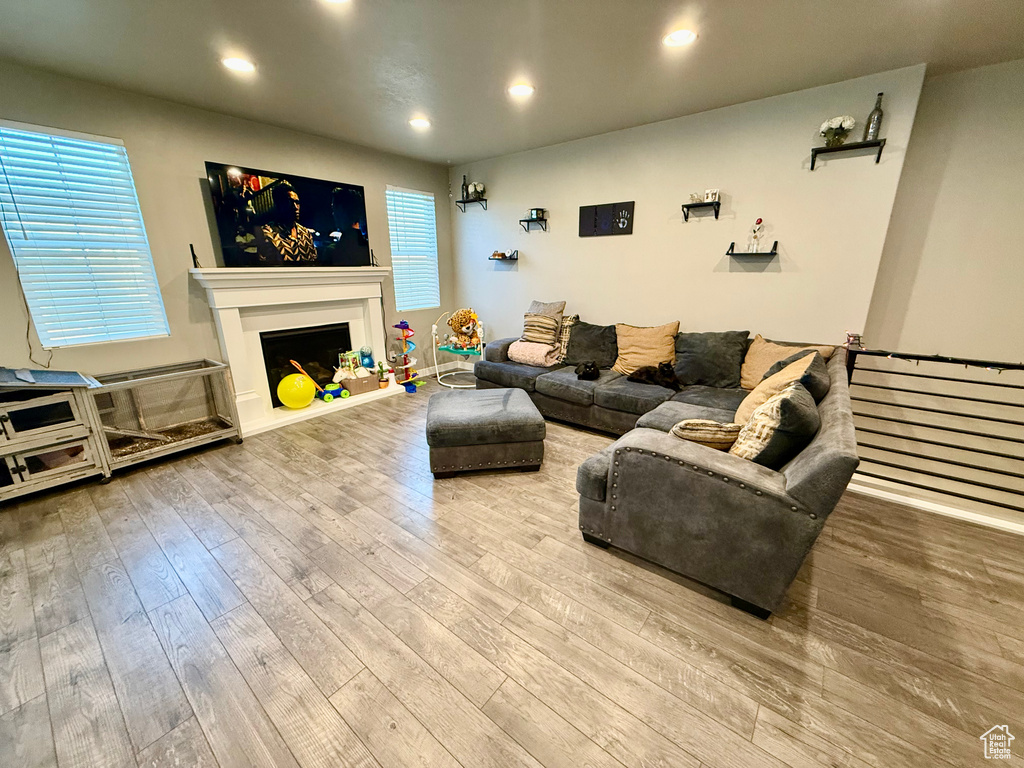 583 S ALBERTA SPRUCE DR Layton, UT 84041