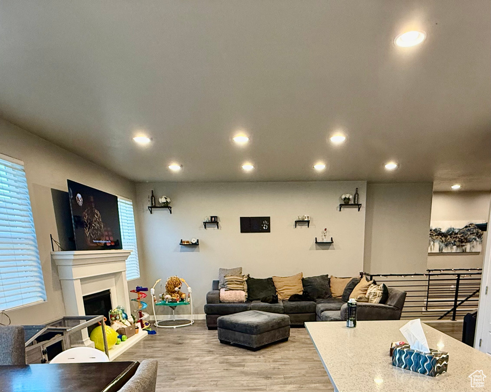 583 S ALBERTA SPRUCE DR Layton, UT 84041