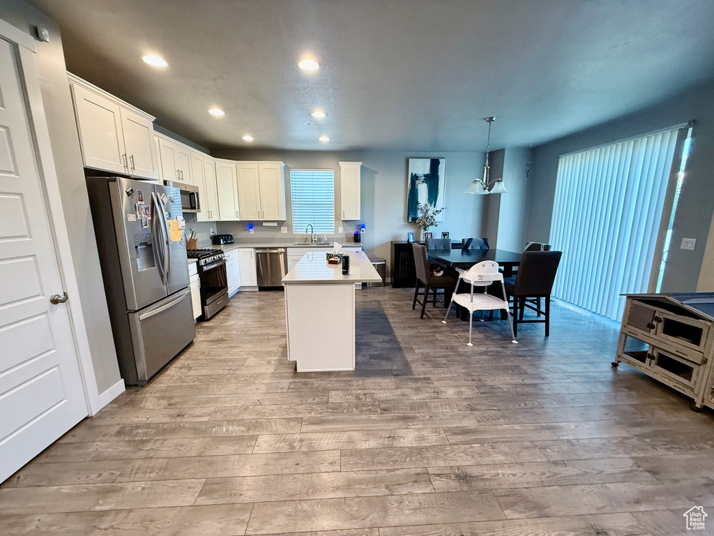 583 S ALBERTA SPRUCE DR Layton, UT 84041