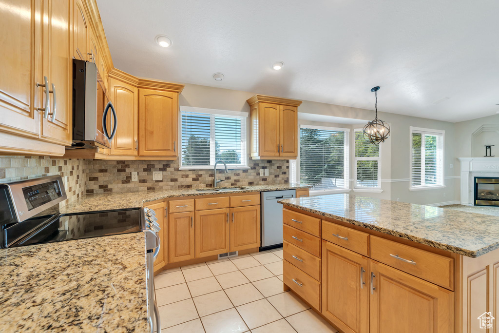 310 E 680 N Lindon, UT 84042