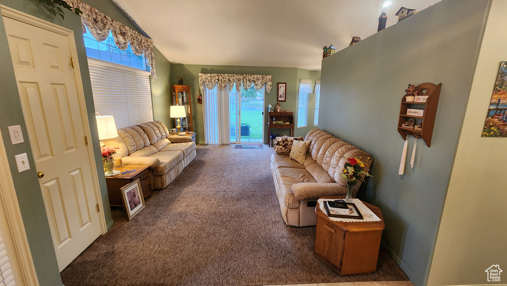 Photo 7 for MLS #2114613 at 337 E Pavilion Cir