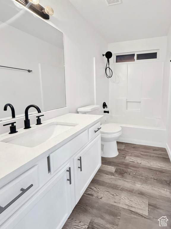 Photo 14 for MLS #2114615 at 5882 W 7000 South