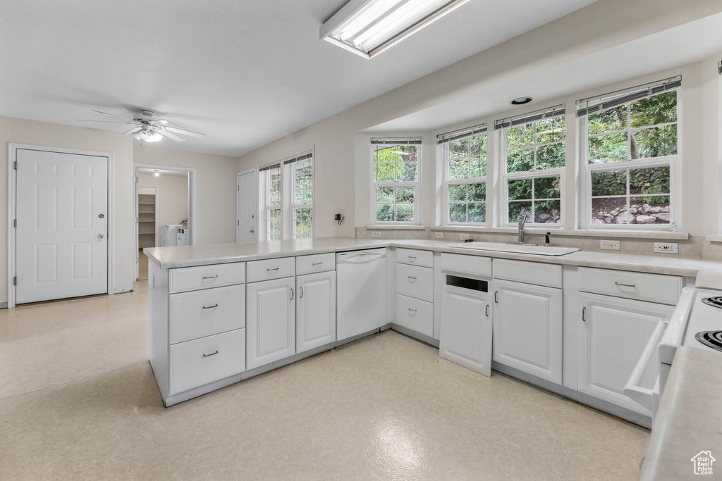 Photo 13 for MLS #2114622 at 2015 Ridgehollow Dr