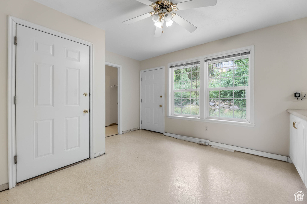 Photo 16 for MLS #2114622 at 2015 Ridgehollow Dr