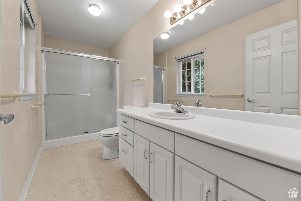 Photo 31 for MLS #2114622 at 2015 Ridgehollow Dr
