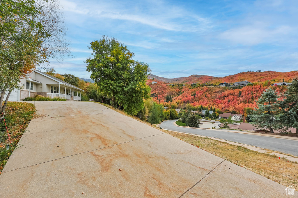 Photo 48 for MLS #2114622 at 2015 Ridgehollow Dr