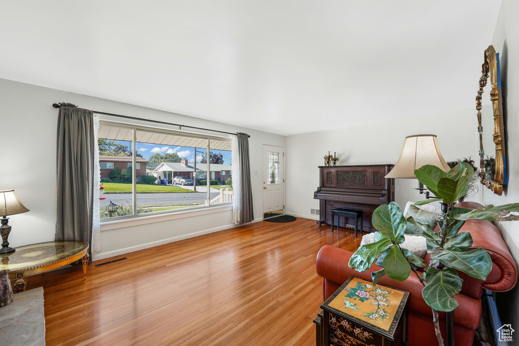 141 E 1650 S Bountiful, UT 84010