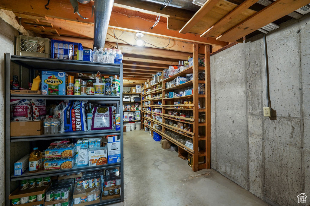 141 E 1650 S Bountiful, UT 84010