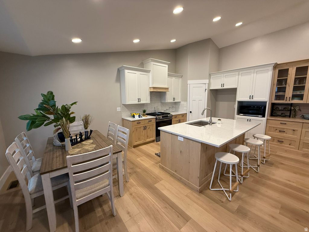 3274 N 2500 W Farr West, UT 84404