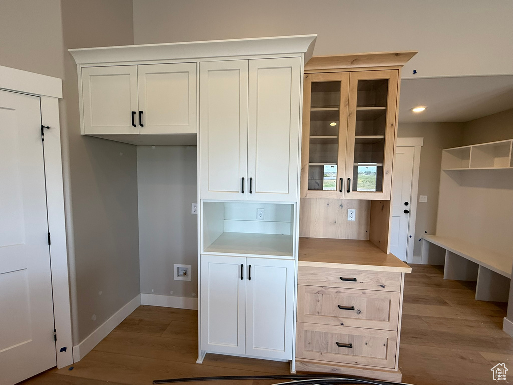 2417 W 3200 N Farr West, UT 84404